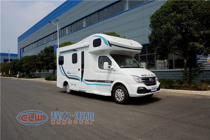 程力傲旅大通C型房車(chē)帶麻將機(jī)