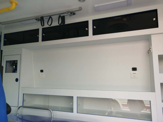 江鈴福特新世代長軸負壓救護車V348（國六排放重型柴油超高頂）