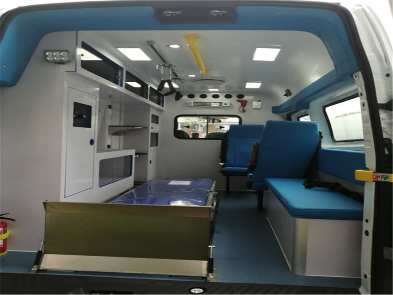 鈴福特新全順負(fù)壓救護(hù)車V362（異形頂）