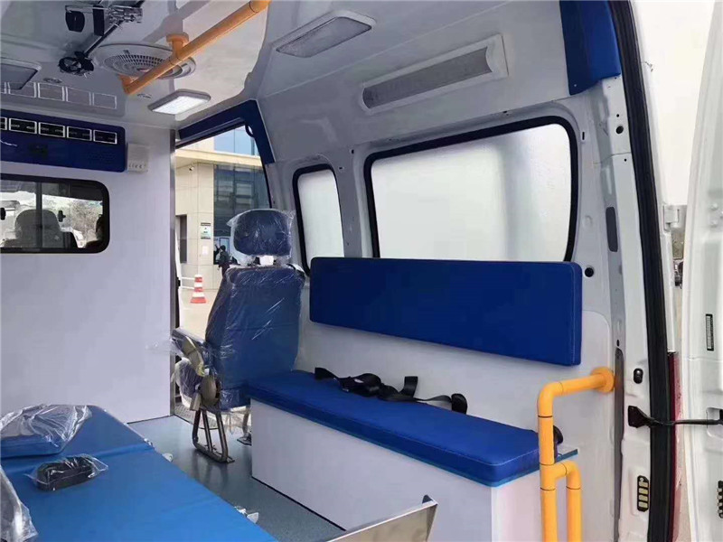 上汽大通V80長軸監(jiān)護型負(fù)壓救護車國六