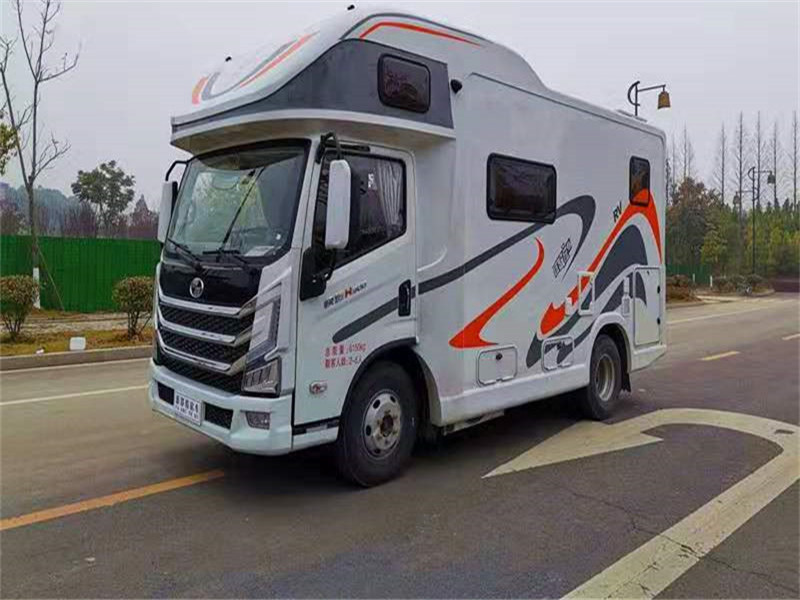 上汽躍進(jìn)H500國六輕卡平頭自動(dòng)擋房車廠家報(bào)價(jià)