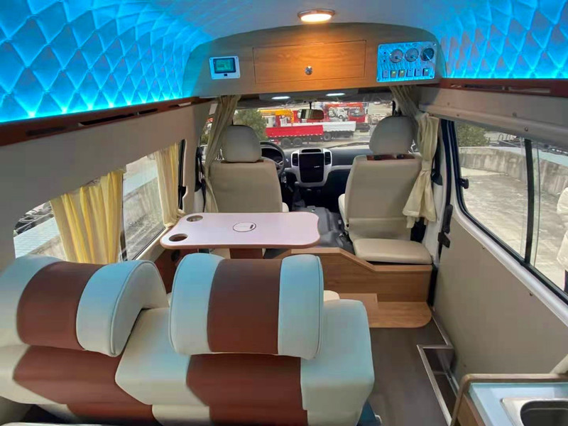 國六金旅海獅手動擋B型房車價格十分劃算