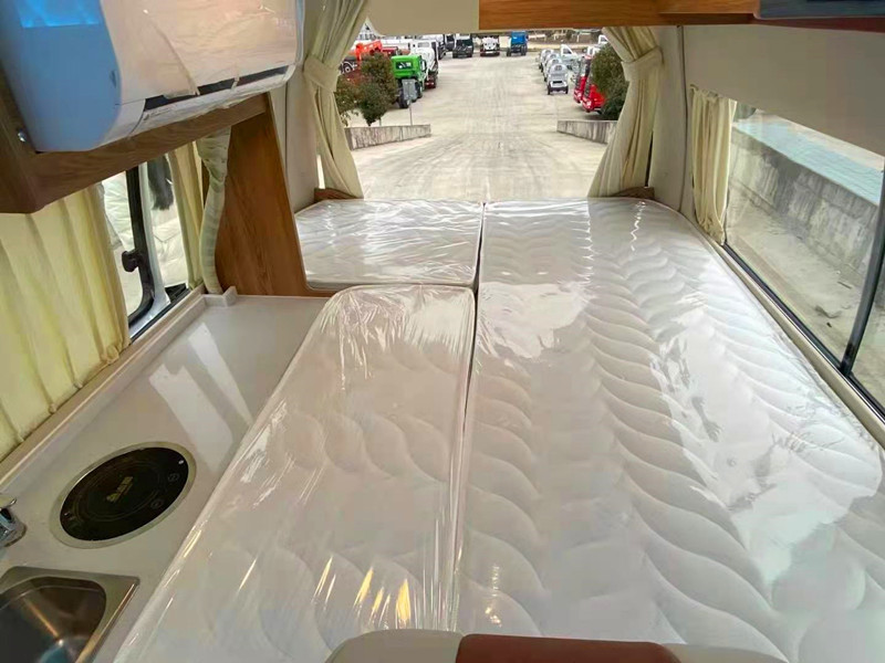 國六金旅海獅手動擋B型房車價格十分劃算