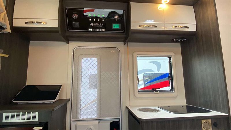 大通V90大額頭C型房車