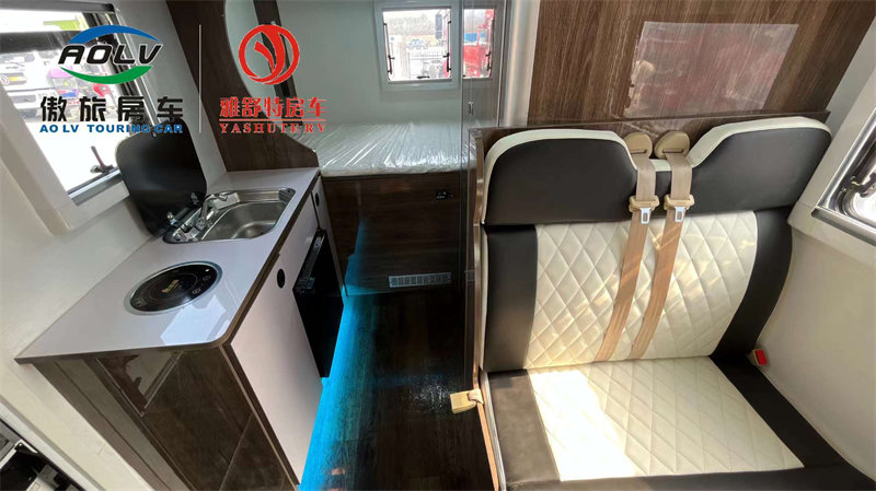 大通T60C型皮卡房車