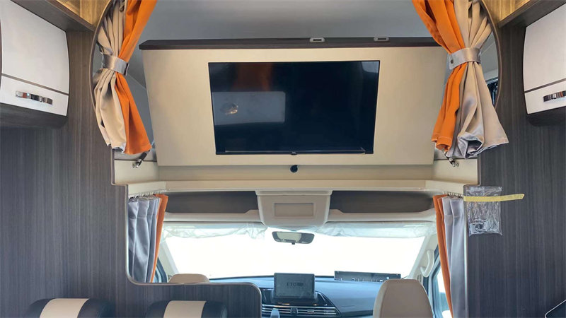 大通V90大額頭C型房車