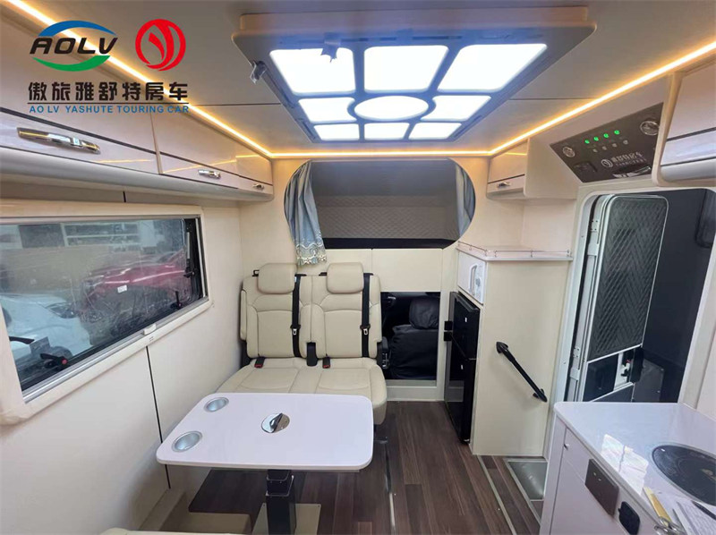 長安凱程F70四驅(qū)皮卡房車