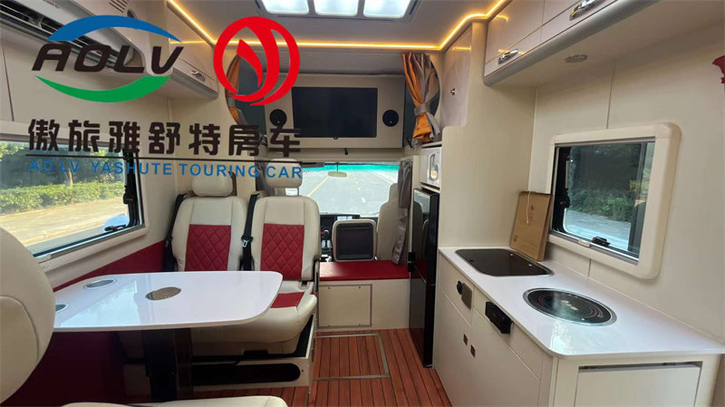 慶鈴五十鈴700P硬派房車