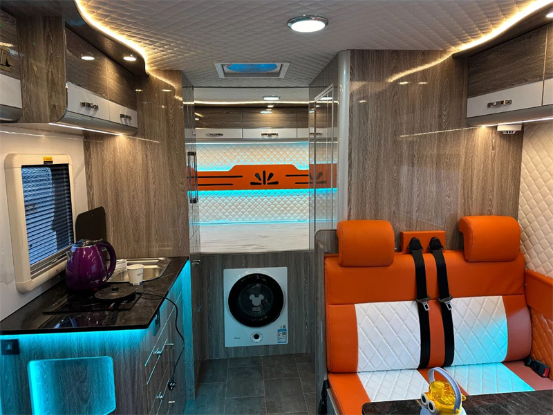 上汽躍進H500輕卡房車全款價格26.98萬起