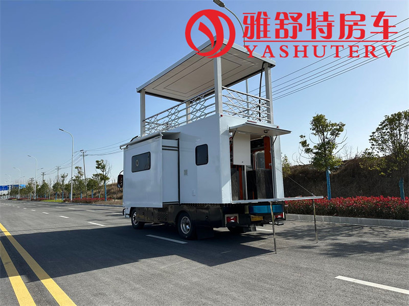 躍進(jìn)H500升降頂帶側(cè)拓展房車廠家現(xiàn)車出售