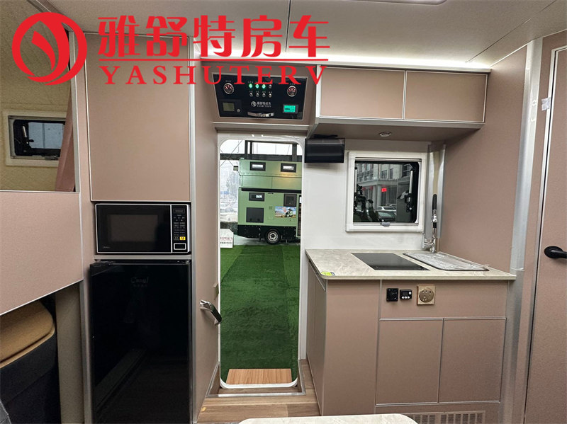 長安攬拓者四驅(qū)越野皮卡房車現(xiàn)車促銷價格實惠